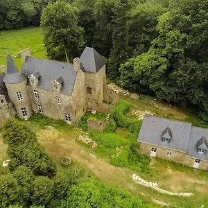 Au Château Hébergement de vacances Lignol